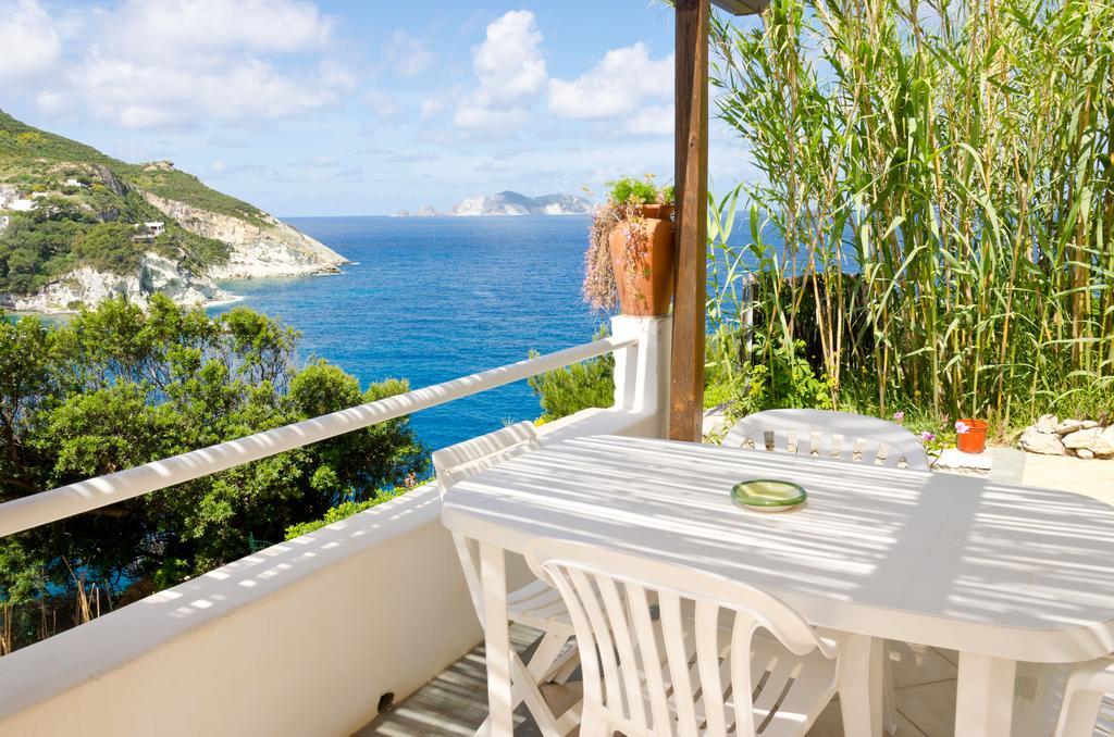 Sunset Village Ponza Room photo
