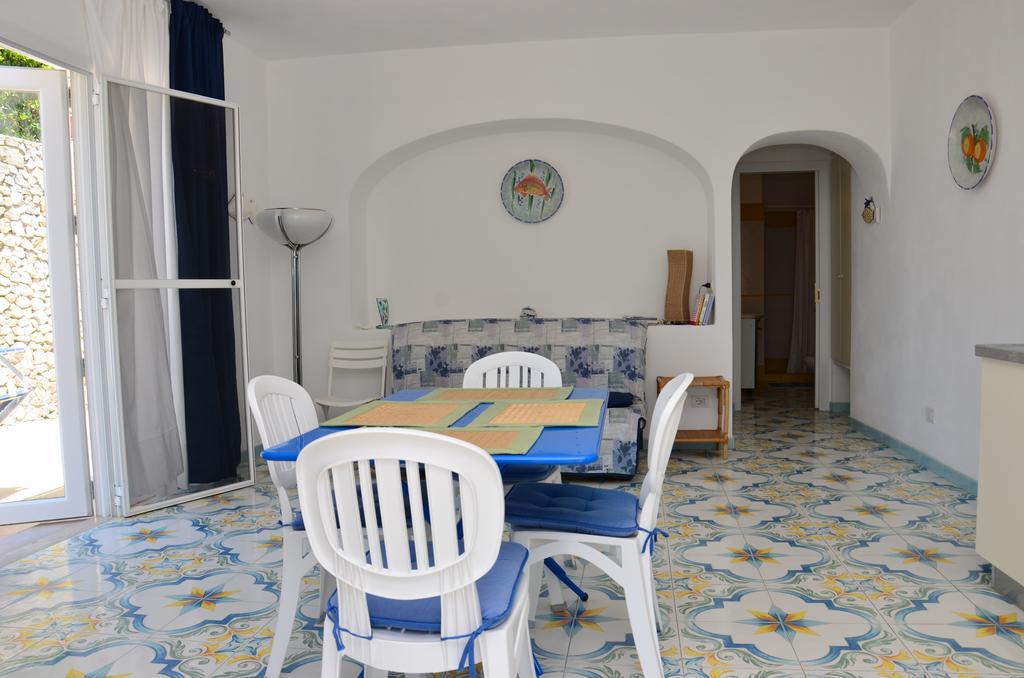 Sunset Village Ponza Room photo